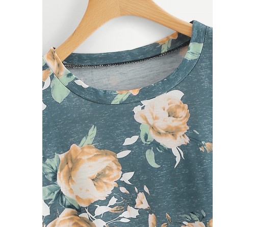 Random Flower Print Curved Hem Tee