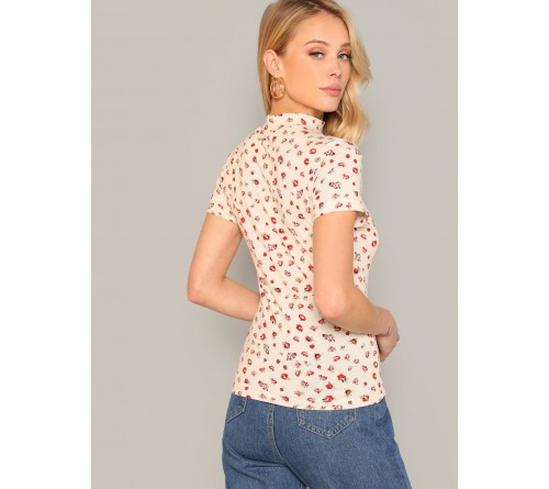 Choker Neck Form Fitting Ditsy Floral Tee