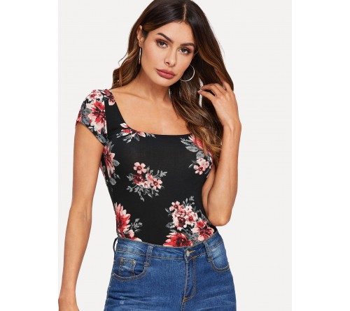 Scoop Neck Flower Print Tee