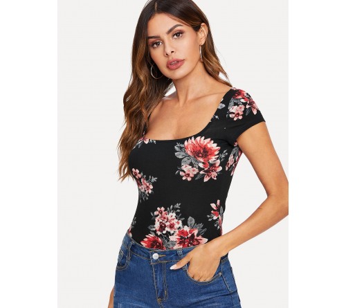 Scoop Neck Flower Print Tee