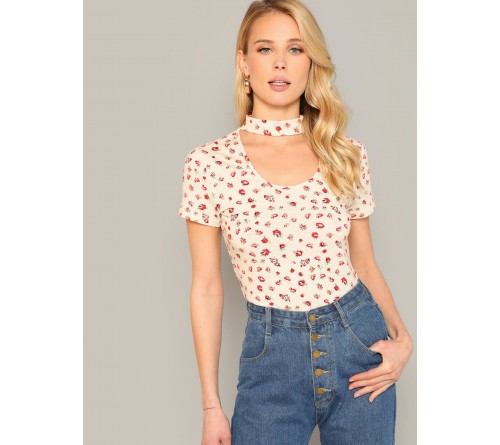 Choker Neck Form Fitting Ditsy Floral Tee